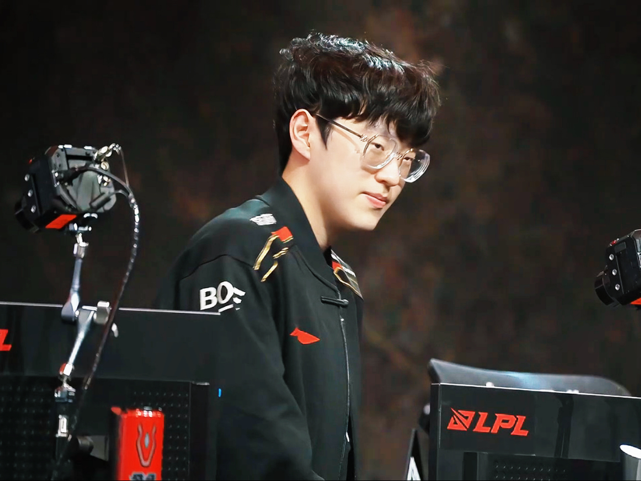 Scout新星反败为胜表现突出，MAD前途光明！