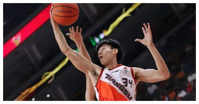 Karsa新星险胜表现突出，法国队前途光明！